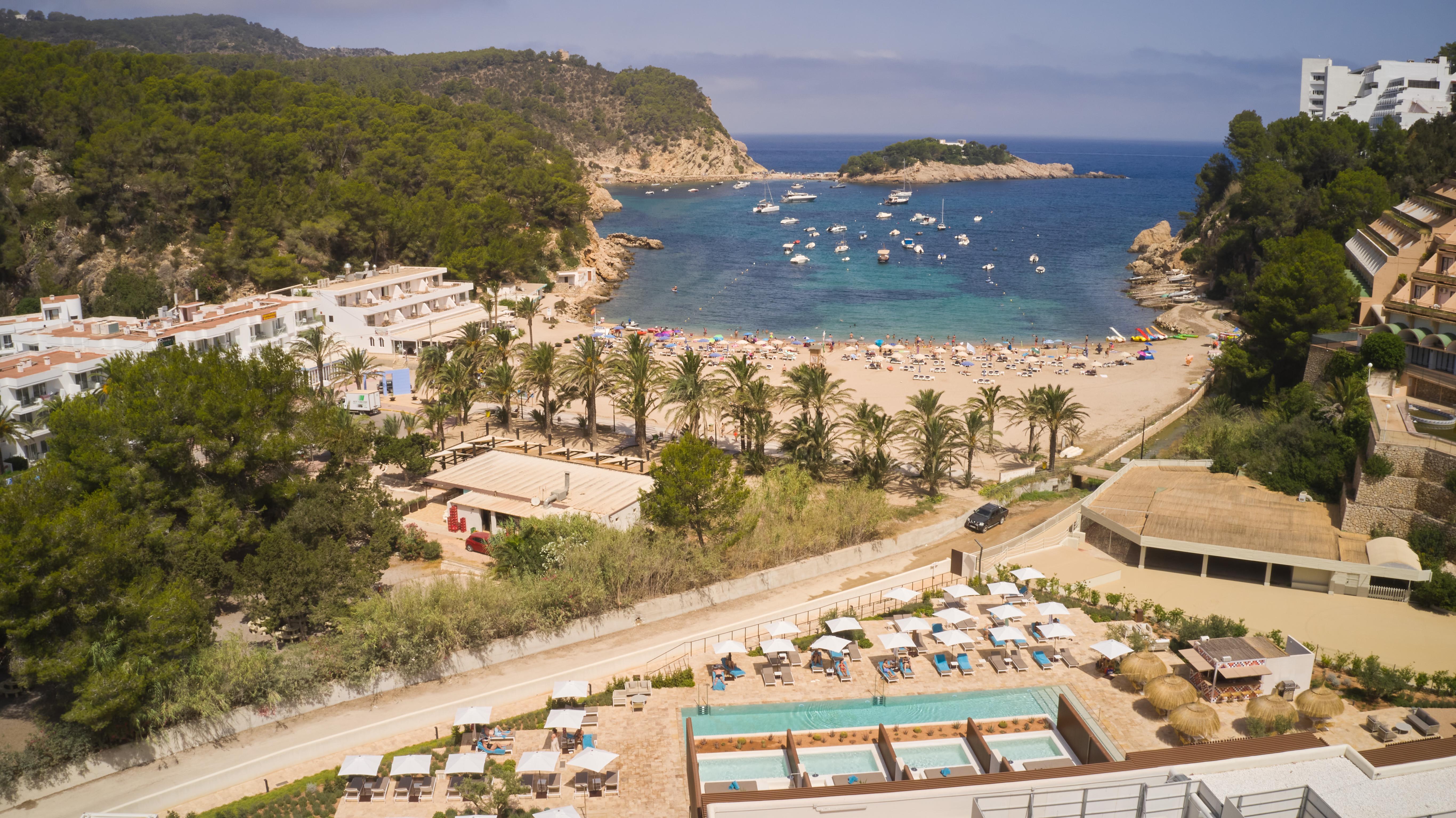 The Club Cala San Miguel Hotel Ibiza, Curio Collection By Hilton (Adults Only) Port de Sant Miguel Exterior photo