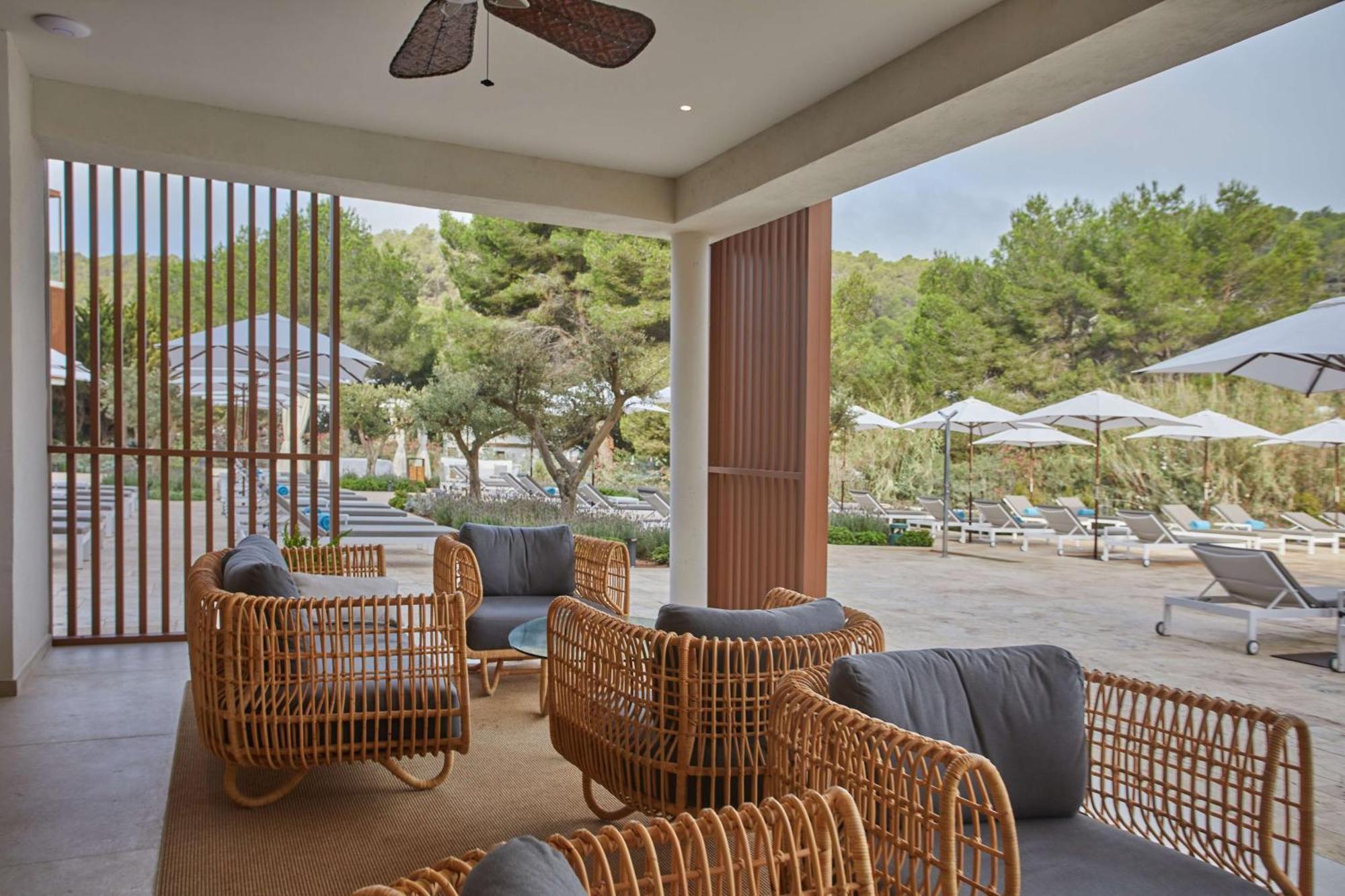 The Club Cala San Miguel Hotel Ibiza, Curio Collection By Hilton (Adults Only) Port de Sant Miguel Exterior photo